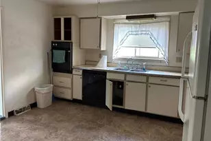 816 Delaware St, Martins Ferry, OH 43935 - Photo 8