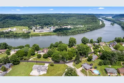 4039 Palisades Drive, Weirton, WV 26062 - Photo 40