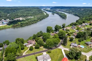 4039 Palisades Dr, Weirton, WV 26062 - Photo 4