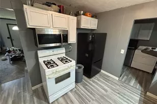 9888 Short Dr, Windham, OH 44288 - Photo 2