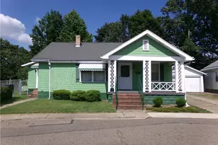 824 Grandview Ave, Coshocton, OH 43812 - Photo 2