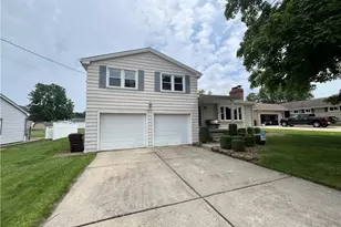 6301 Apache Ln, Poland, OH 44514 - Photo 2