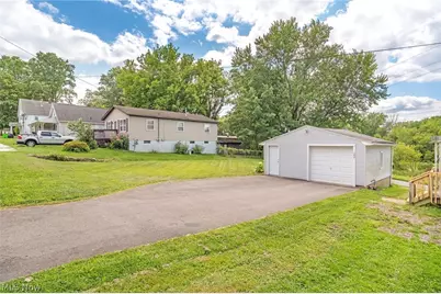 192 1st Street NE, Barberton, OH 44203 - Photo 36