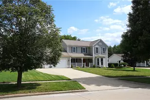 1416 Timbertop Dr, Tallmadge, OH 44278 - Photo 2