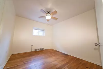 2598 W 10th Street, Loveland, OH 44113 - Photo 12