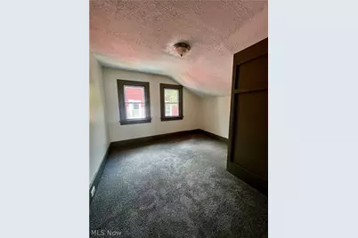882 Redfern Avenue, Akron, OH 44314 - Photo 14