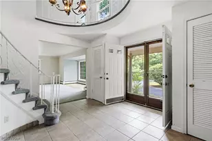 17953 Lost Trail, Chagrin Falls, OH 44023 - Photo 6