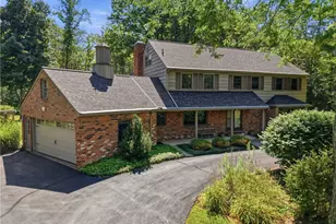 17953 Lost Trail, Chagrin Falls, OH 44023 - Photo 2