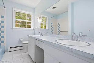 17953 Lost Trail, Chagrin Falls, OH 44023 - Photo 32