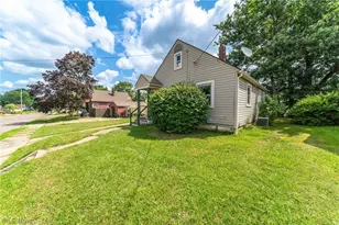 1347 Hammel St, Akron, OH 44306 - Photo 4
