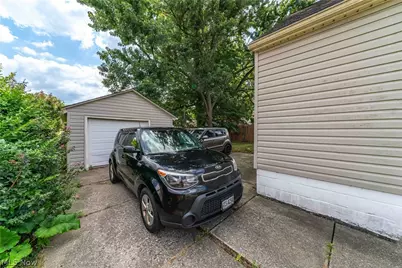1347 Hammel Street, Akron, OH 44306 - Photo 30