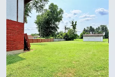 1601 Hill Street, Belpre, OH 45714 - Photo 12