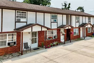 1601 Hill St, Belpre, OH 45714 - Photo 2