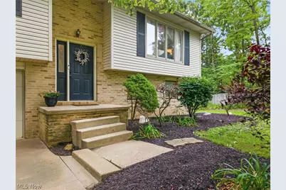 7910 Burkey Road NW, North Canton, OH 44720 - Photo 8