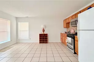 1094 Clement Ave, Belpre, OH 45714 - Photo 8