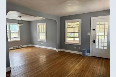 3847-3849 W 136th Street, Loveland, OH 44111 - Photo 6
