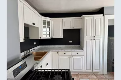 3847-3849 W 136th Street, Loveland, OH 44111 - Photo 10