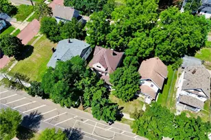 835 Kenmore Blvd, Akron, OH 44314 - Photo 10