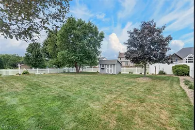 11051 Trenton Road NW, Uniontown, OH 44685 - Photo 42