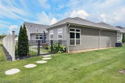 2060 Hawthorn Court, Green, OH 44720 - Photo 34