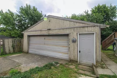 1307 Humbolt Avenue, Youngstown, OH 44502 - Photo 36