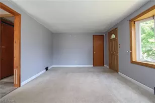 1307 Humbolt Ave, Youngstown, OH 44502 - Photo 6