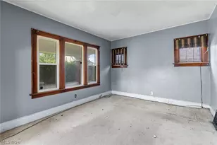 2203 5th St NE, Canton, OH 44704 - Photo 6