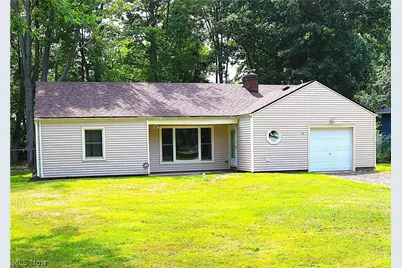 17 Nepahwin Drive, Timberlake, OH 44095 - Photo 1