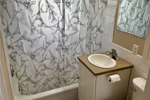 2229 39th St NW, Canton, OH 44709 - Photo 20