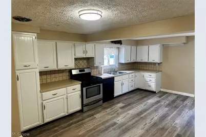 2229 39th Street NW, Canton, OH 44709 - Photo 12