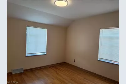 2119 Warren Road, Oakwood, OH 44107 - Photo 14