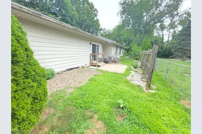 490 Bonshire Road, Akron, OH 44319 - Photo 24