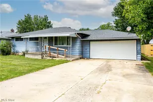 3806 Meister Rd, Lorain, OH 44053 - Photo 2