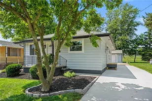 1119 E Parish St, Sandusky, OH 44870 - Photo 2