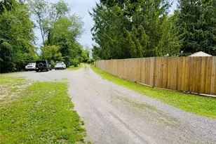 137 Penfield Rd, Wintersville, OH 43953 - Photo 4