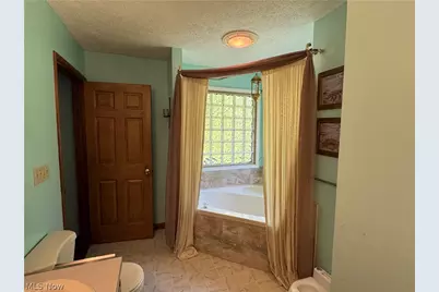 1696 Concord Court, Roaming Shores, OH 44084 - Photo 30