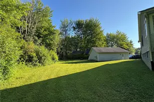 1696 Concord Ct, Roaming Shores, OH 44084 - Photo 12