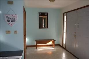 1696 Concord Ct, Roaming Shores, OH 44084 - Photo 14