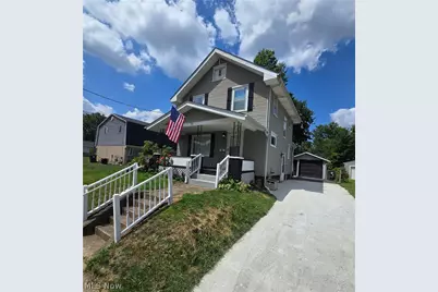 2311 Maple Avenue NE, Canton, OH 44714 - Photo 4