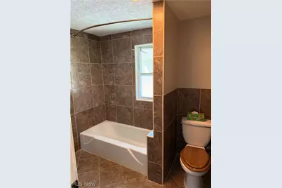 2311 Maple Avenue NE, Canton, OH 44714 - Photo 18