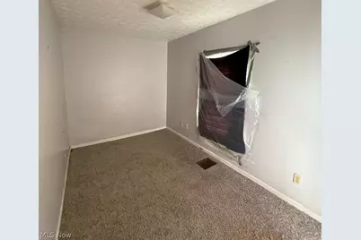 121 Neufer Court, Elyria, OH 44035 - Photo 10