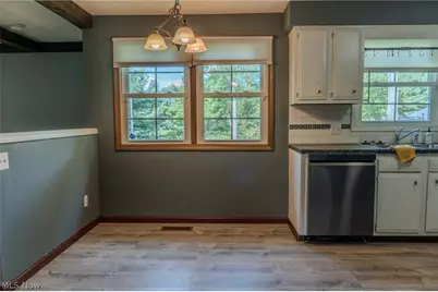203 Albany Drive NW, Canton, OH 44708 - Photo 18