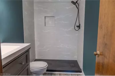 203 Albany Drive NW, Canton, OH 44708 - Photo 30