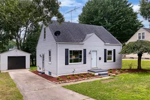 106 E Dresden Ave, Akron, OH 44301 - Photo 2