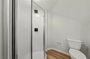 106 E Dresden Ave, Akron, OH 44301 - Photo 32