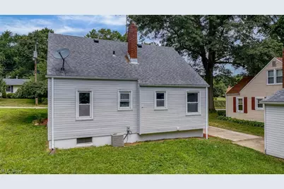 106 E Dresden Avenue, Akron, OH 44301 - Photo 42