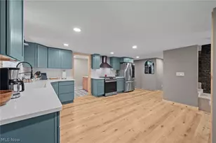 3060 Robin Dr, Ravenna, OH 44266 - Photo 16
