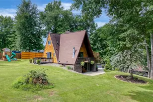 3060 Robin Dr, Ravenna, OH 44266 - Photo 2