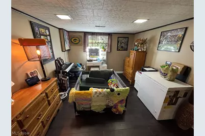 11 Hillcrest Drive, Martins Ferry, OH 43935 - Photo 28