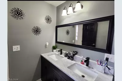 1573 E 337th Street, Eastlake, OH 44095 - Photo 8